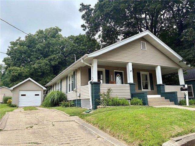 House for sale in Pana, Illinois