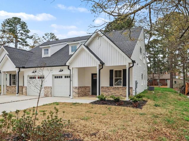 Townhouse for sale in Four Oaks, North Carolina