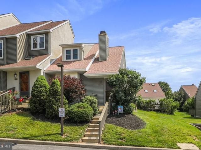Townhouse for sale in Chester, Pennsylvania