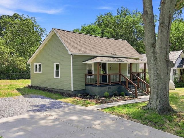 House for sale in Easley, South Carolina