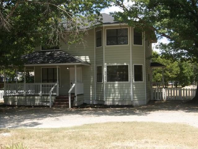 House for sale in Ellis, Texas