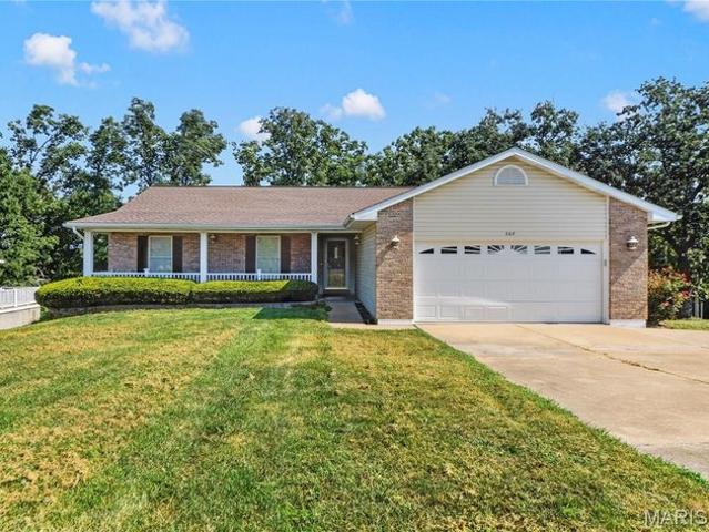 House for sale in De Soto, Missouri