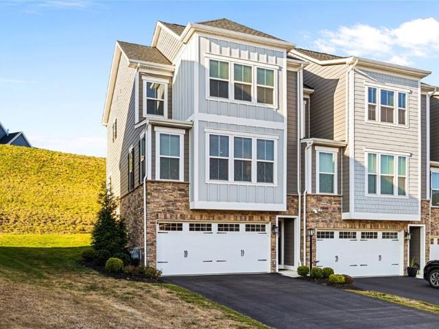 Townhouse for sale in Strabane, Pennsylvania