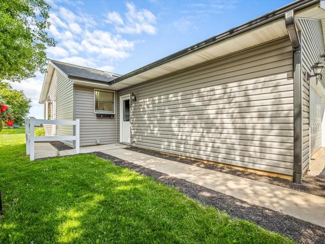 House for sale in Poplar Grove, Illinois