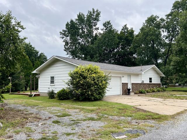 House for sale in Johnston City, Illinois