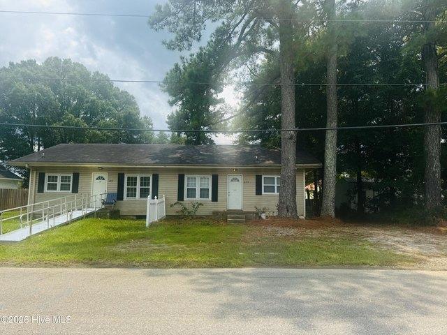 House for sale in Burgaw, North Carolina