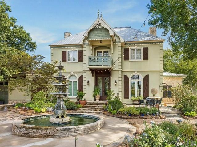 House for sale in Round Top, Fayette County