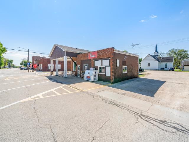 Commercial for sale in Sheridan, Illinois