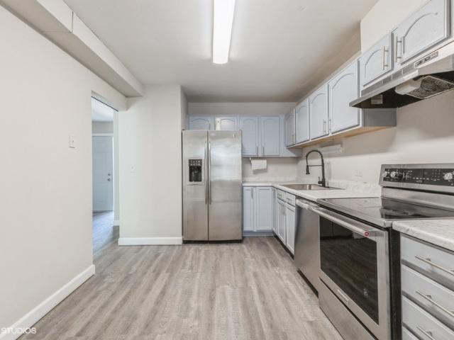 Townhouse for sale in Bolingbrook