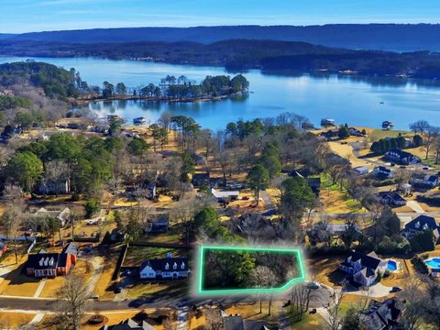 Land for sale in Scottsboro, Alabama
