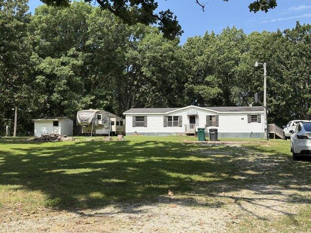 House for sale in Stone, Missouri