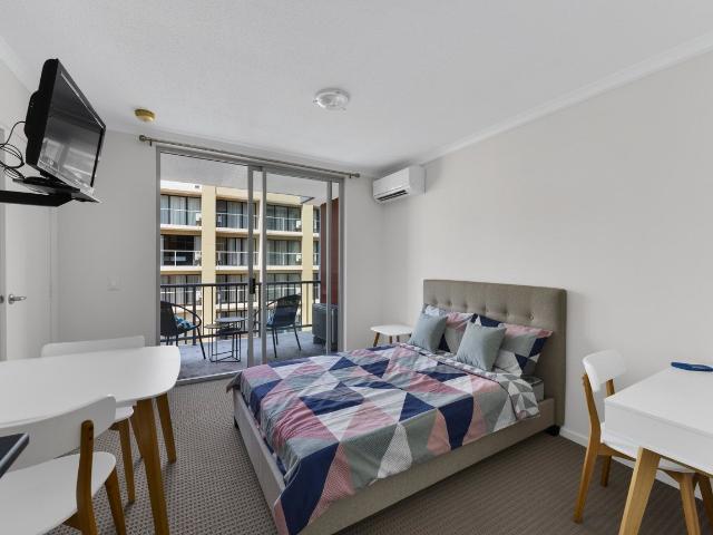 Granny Flat for rent in Toombul, Queensland