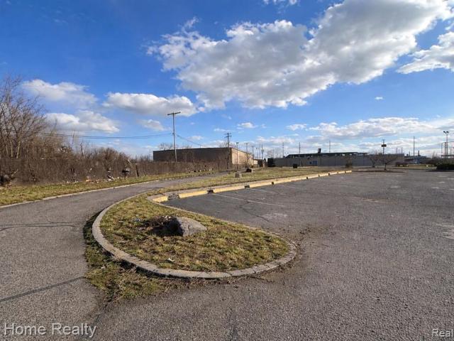Commercial for sale in Warren, Michigan