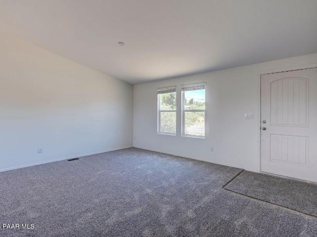 House for sale in Mayer