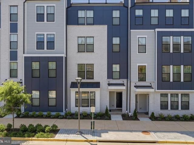 Condo for sale in Virginia