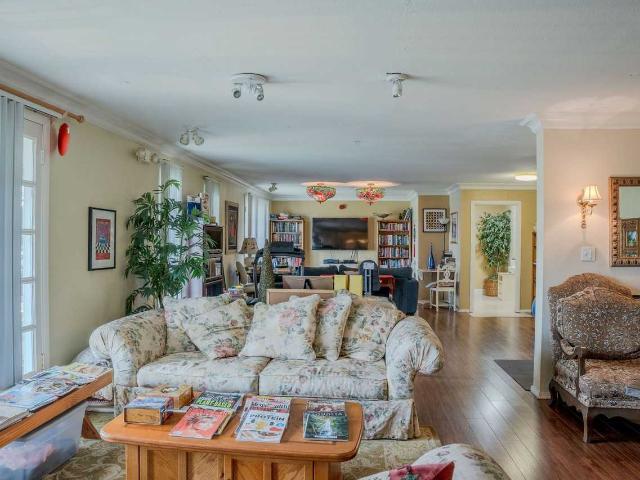 Apartment for rent in Costa Mesa, California