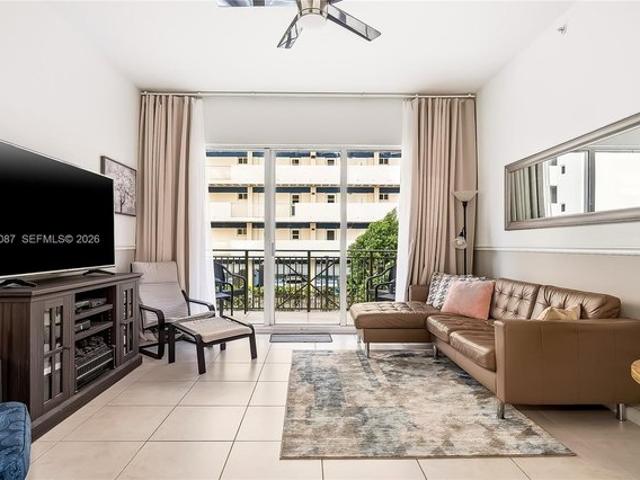 Condo for sale in Hallandale, Florida