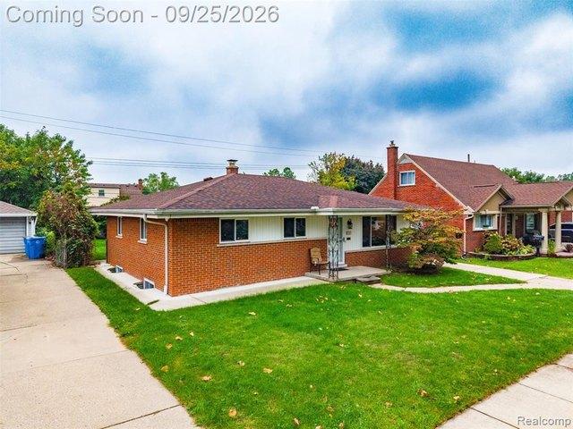 House for sale in Town and Country Estates, Dearborn Heights