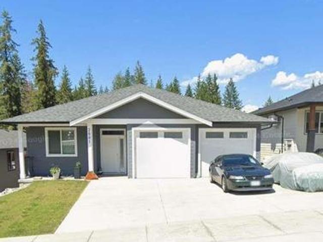 House for sale in Salmon Arm, British Columbia