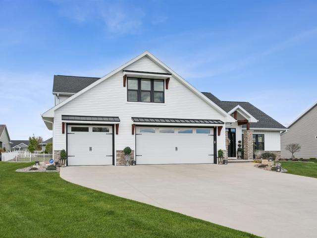 House for sale in Suamico, Wisconsin