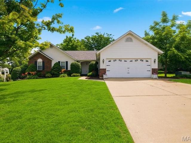 House for sale in Saint Charles, Missouri
