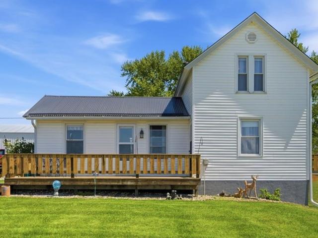 House for sale in Independence, Iowa
