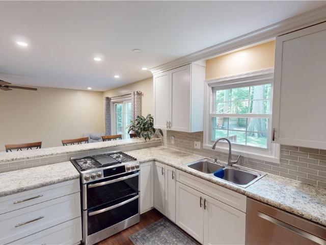 House for sale in Summit, Ohio