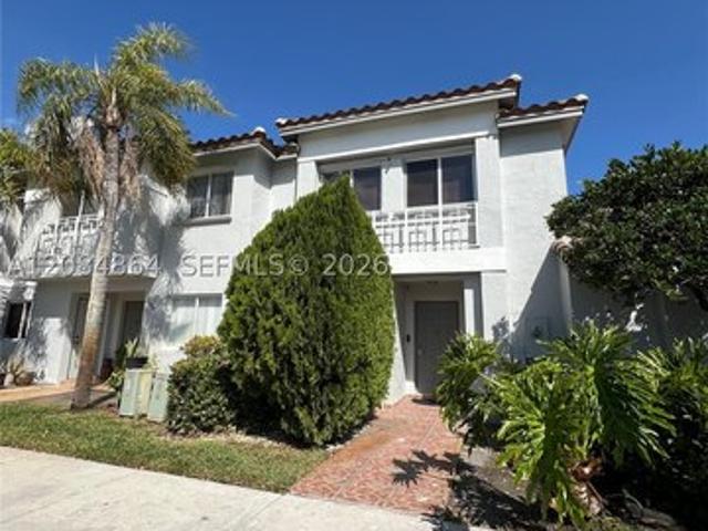 Townhouse for sale in Pembroke Pines, Florida