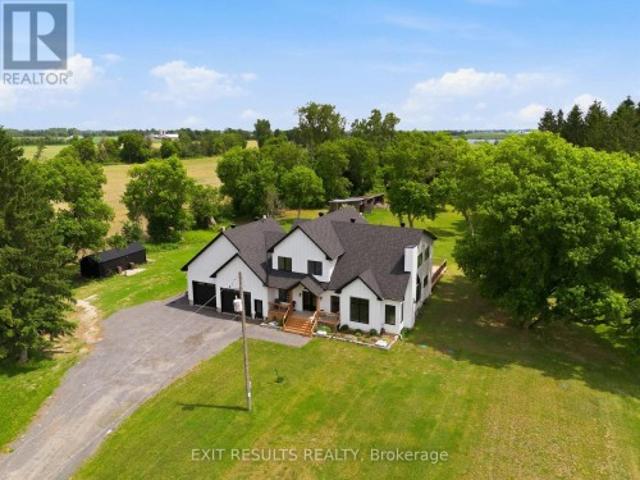 House for sale in Russell, Ontario