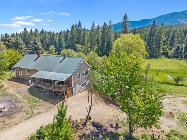 House for sale in Addy, Washington