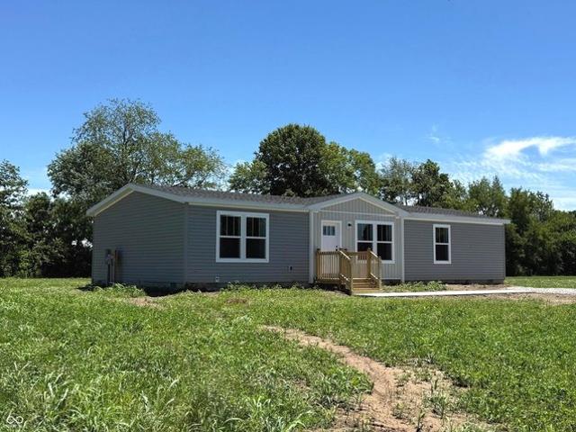 House for sale in Paragon, Indiana