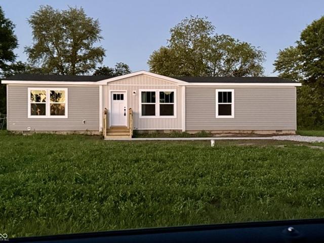 House for sale in Paragon, Indiana