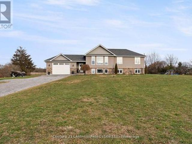 House for sale in Ontario