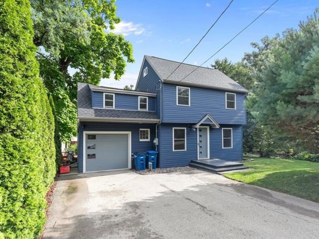 House for sale in Oshkosh, Wisconsin