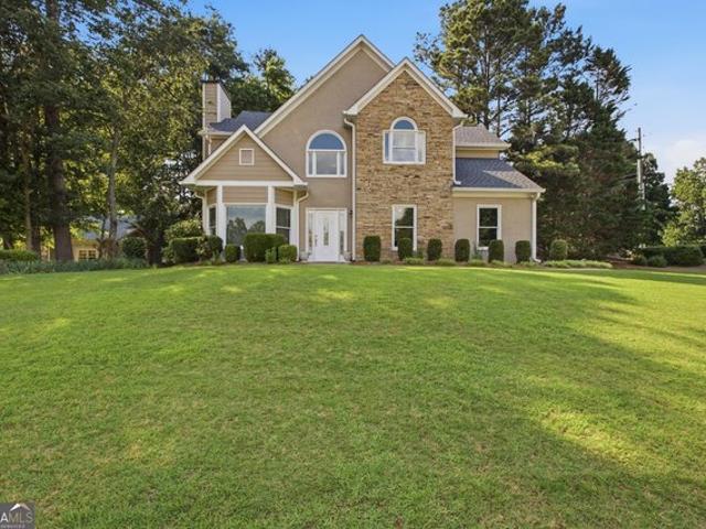 House for sale in Suwanee, Georgia