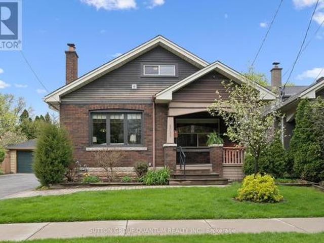 House for sale in Burlington, Ontario