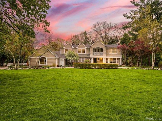 House for sale in Bloomfield Hills, Oakland County