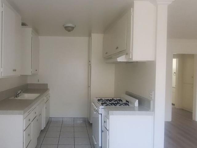 Apartment for rent in North Long Beach, Long Beach