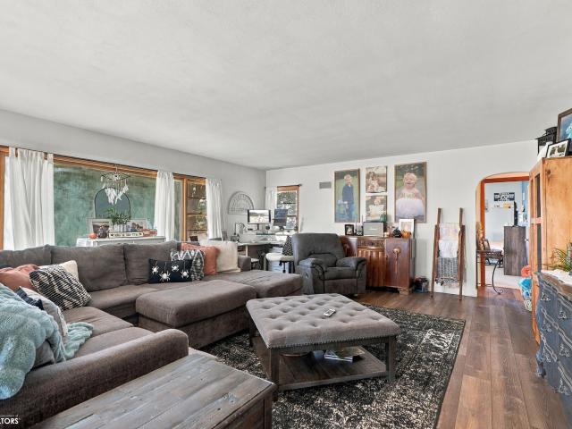 House for sale in Henry County, Iowa