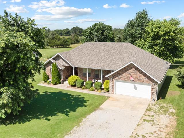House for sale in Barry, Missouri