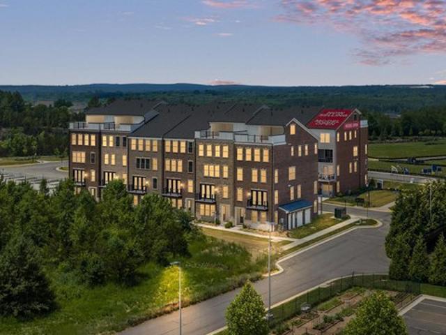 Condo for sale in Virginia