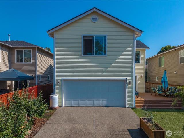 House for sale in Dupont, Washington