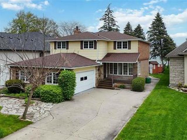 House for sale in Brights Grove, Ontario
