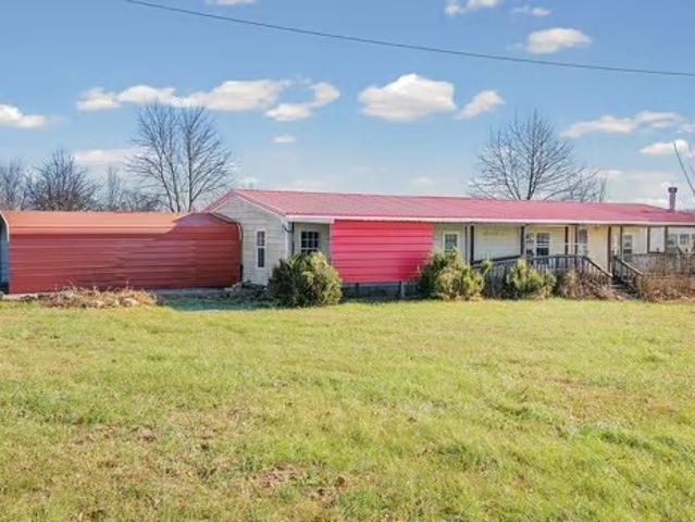 House for sale in Pembroke, Kentucky