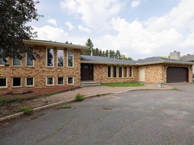 House for sale in Thunder Bay, Ontario