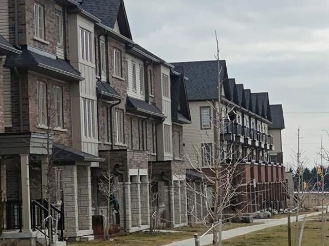 Townhouse for sale in Woburn, Ontario