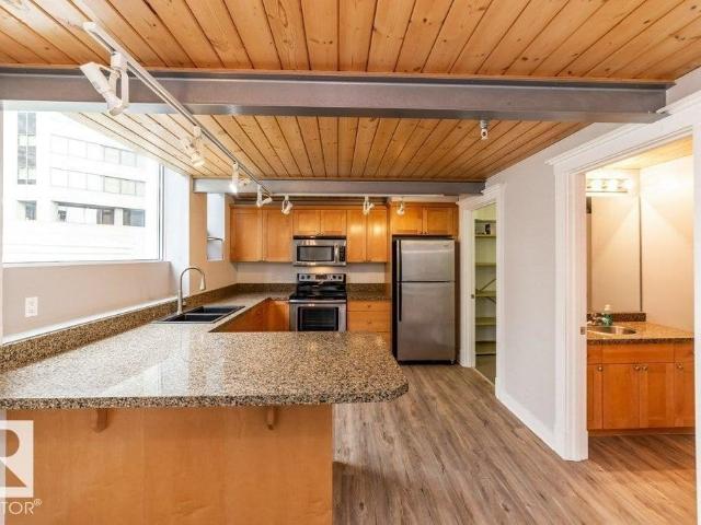 Apartment for sale in Wedgewood, Alberta