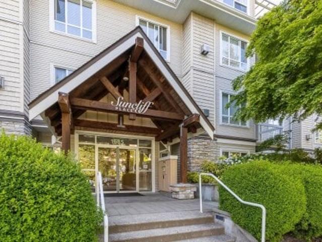 Apartment for sale in Surrey, British Columbia
