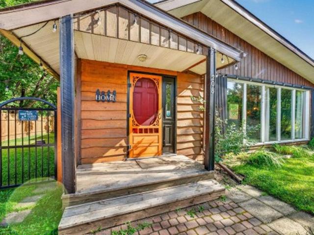 House for sale in Alberta
