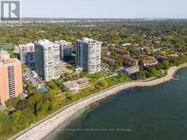 Condo for sale in Oakville, Ontario